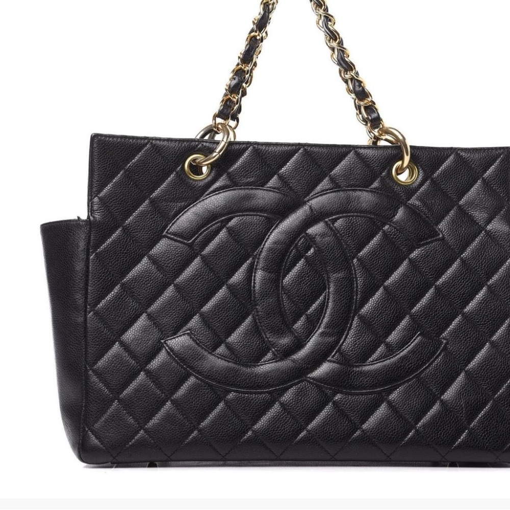 Chanel Black Quilted Shoulder Bag